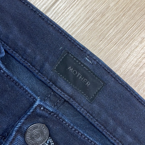 MOTHER The Dazzler Mid Rise Ankle Fray Jeans, HOLDING HANDS, SIZE 27 - Picture 7 of 10